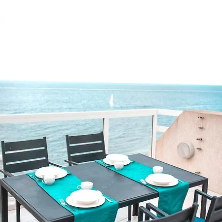 Oceanfront 3br Penthouse Luxury & Views In
