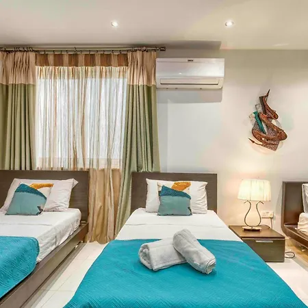 Oceanfront 3br Penthouse Luxury & Views In Apartament *