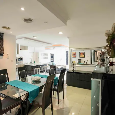 Oceanfront 3br Penthouse Luxury & Views In Apartment *