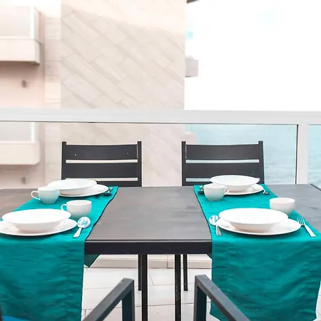 Oceanfront 3br Penthouse Luxury & Views In Apartament