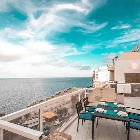 Oceanfront 3br Penthouse Luxury & Views In Apartmán Sliema
