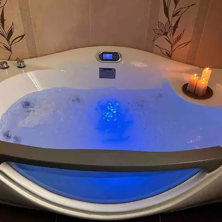 Oceanfront 3br Penthouse Luxury & Views In Apartmán Sliema