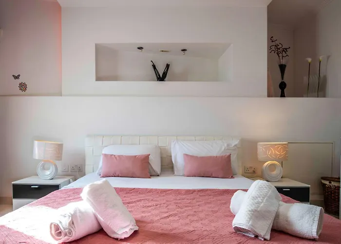 Oceanfront 3br Penthouse Luxury & Views In Appartement