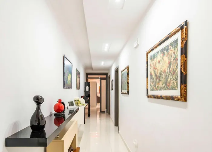 Oceanfront 3br Penthouse Luxury & Views In * Sliema